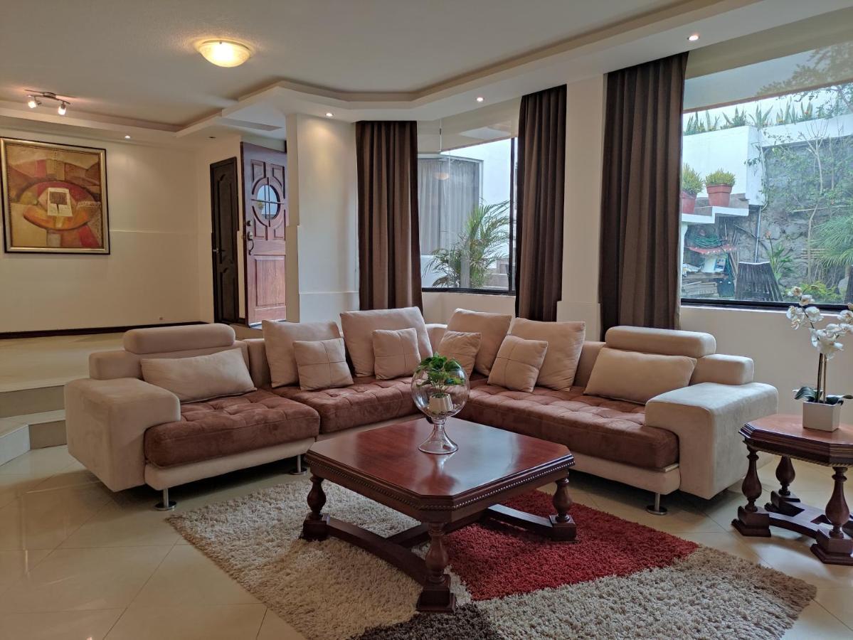 Hospedaje En Quito Norte, Apartamento & Suite Independientes Eksteriør billede