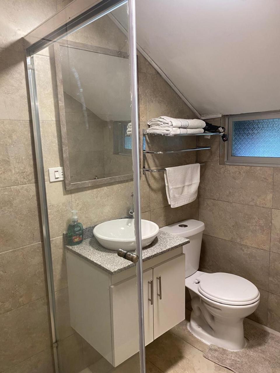 Hospedaje En Quito Norte, Apartamento & Suite Independientes Eksteriør billede